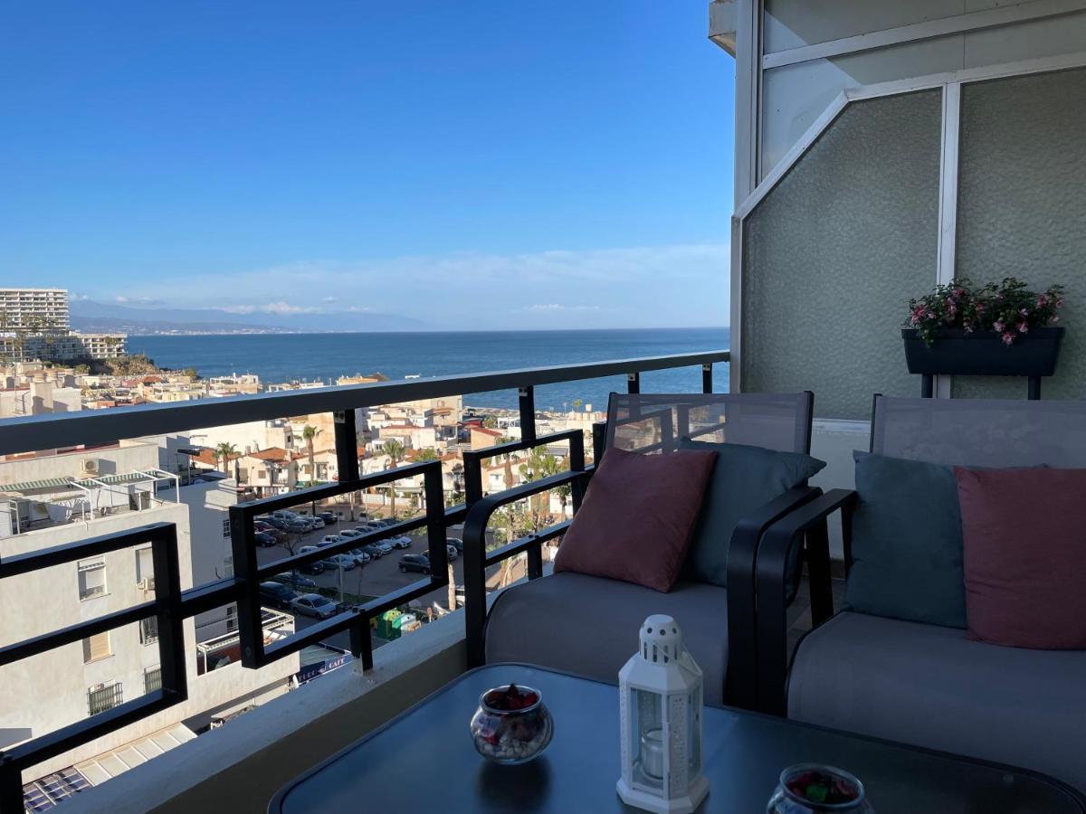 Apartamento Totalmente Reformado Con Piscina Y Jardines Al Lado De La Playa De La Carihuela Torremolinos Eksteriør billede