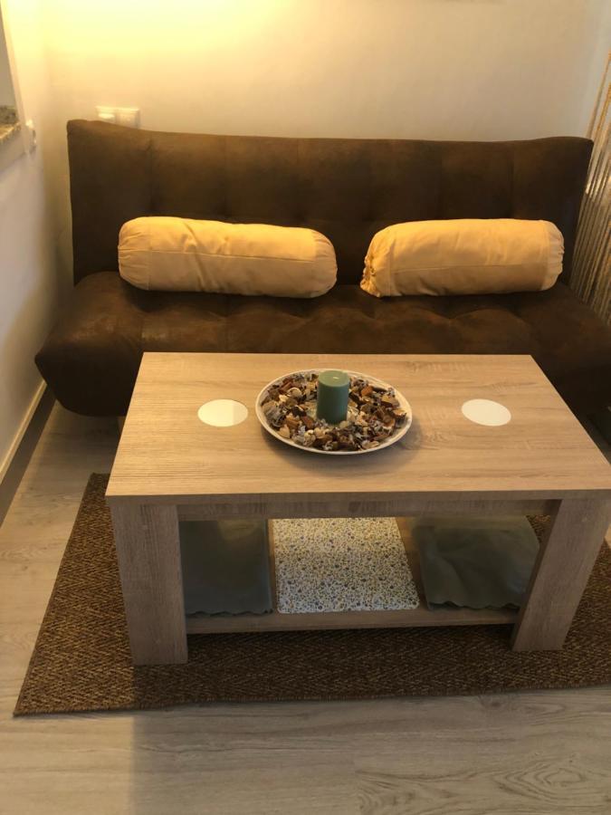 Apartamento Totalmente Reformado Con Piscina Y Jardines Al Lado De La Playa De La Carihuela Torremolinos Eksteriør billede