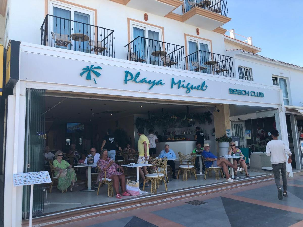 Apartamento Totalmente Reformado Con Piscina Y Jardines Al Lado De La Playa De La Carihuela Torremolinos Eksteriør billede